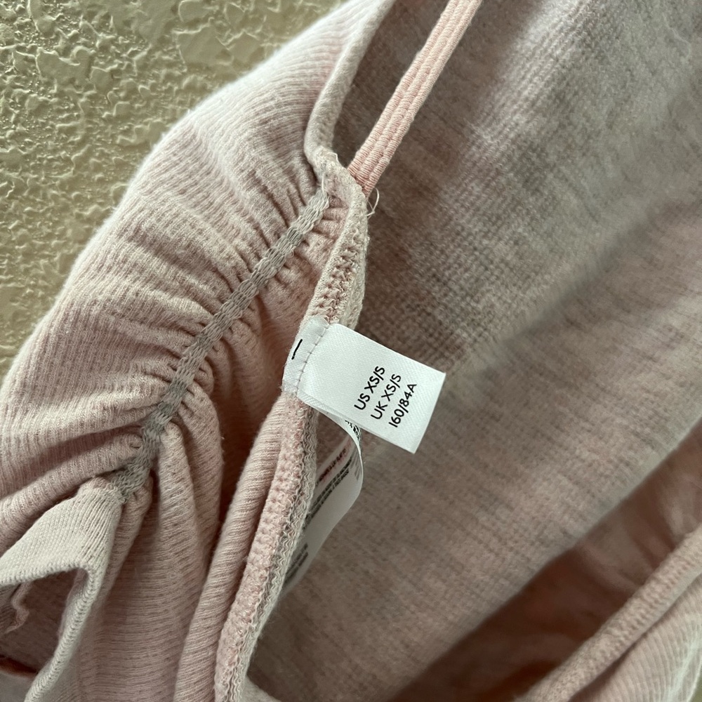 Pink Ribbed Women's Top - Picture 3 of 3